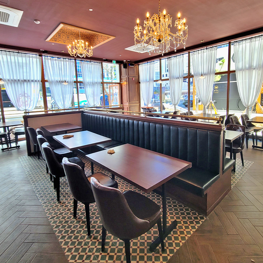 밀회관,밀회관가구,호프집가구,호프집테이블,호프집의자,붙박이소파제작,업소용붙박이소파제작,붙박이소파,호프집창업